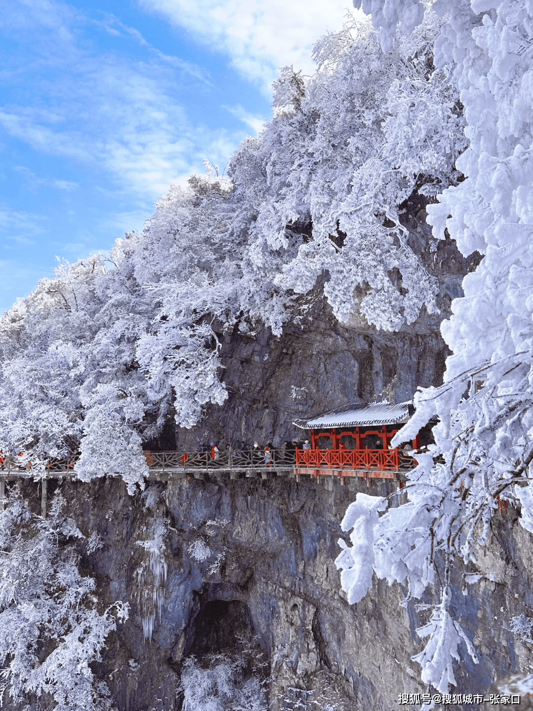 经典张家界自由行5日3晚游费用表，张家界超全五天景点攻略_前往_景区_古城