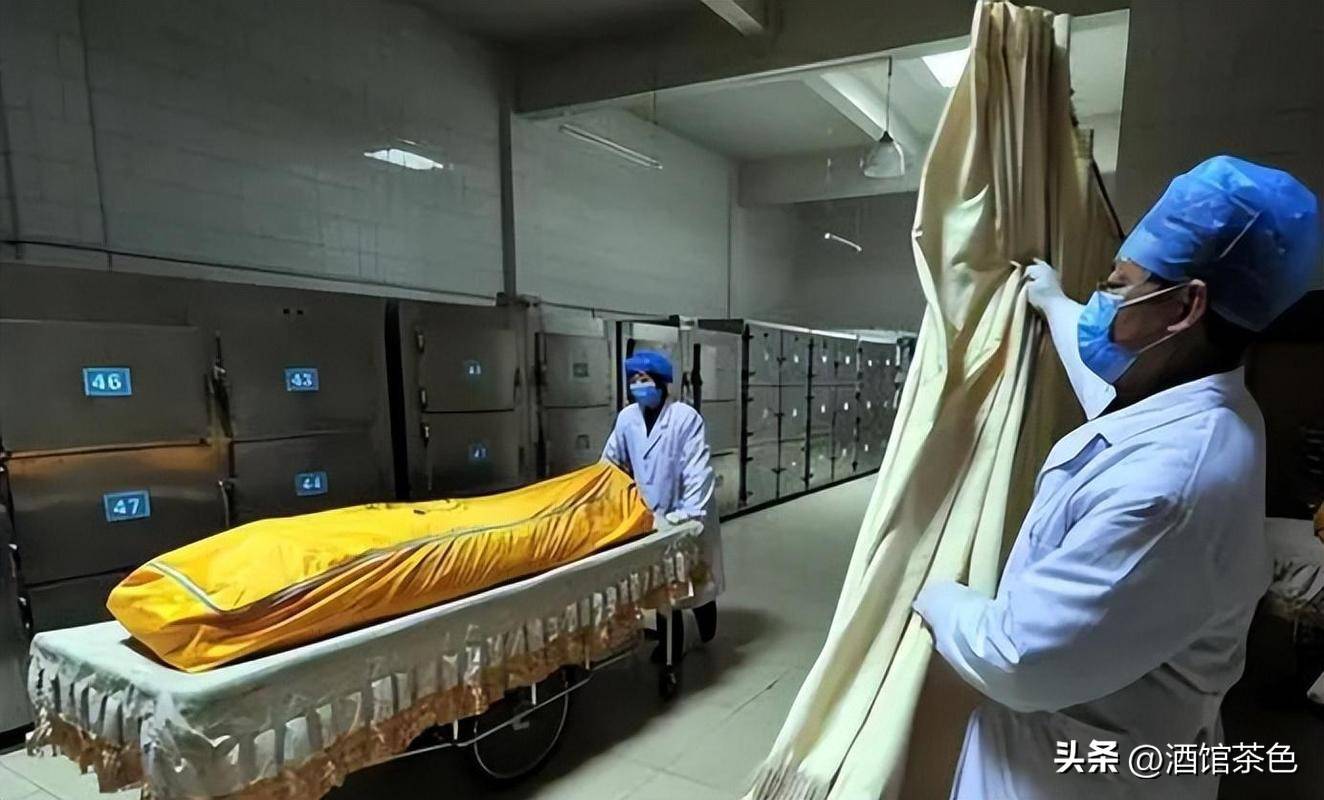 难道是某个婴儿被误诊夭折,半夜活过来了?