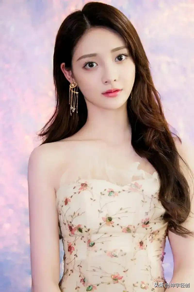 浙江最美的10位女明星,精美绝伦谁是你心中的"浙江第一美女"?