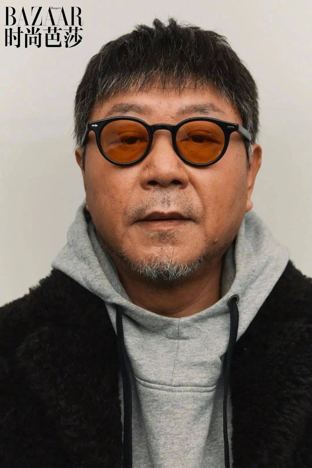 范伟:62岁正是闯时尚圈的年纪_大片_品牌_合作