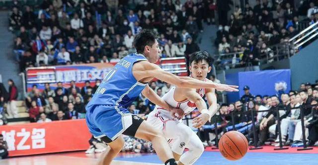 八连胜！杜锋激活奇兵，走投无路球员发光