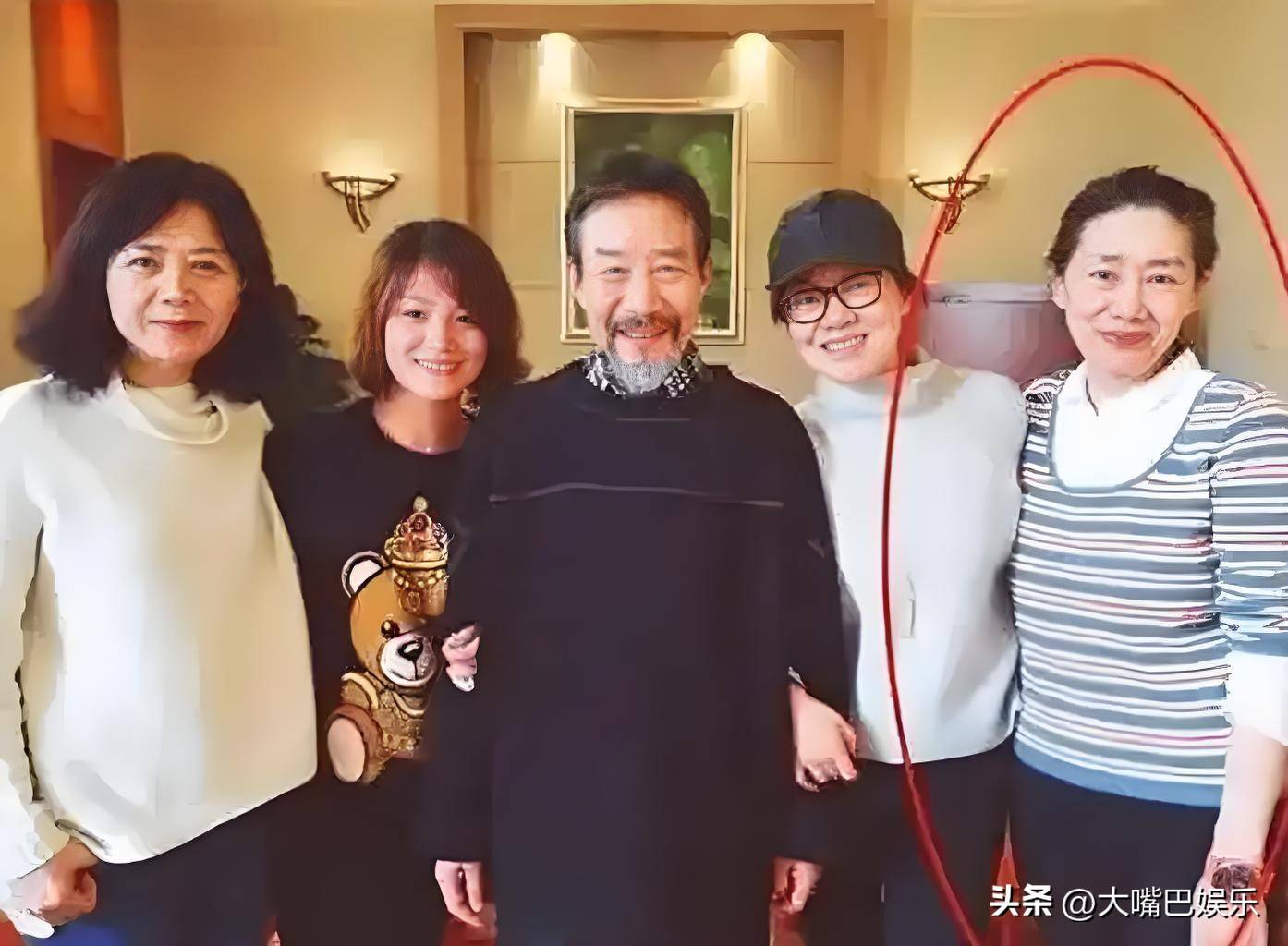 刘佩琦现任妻子图片