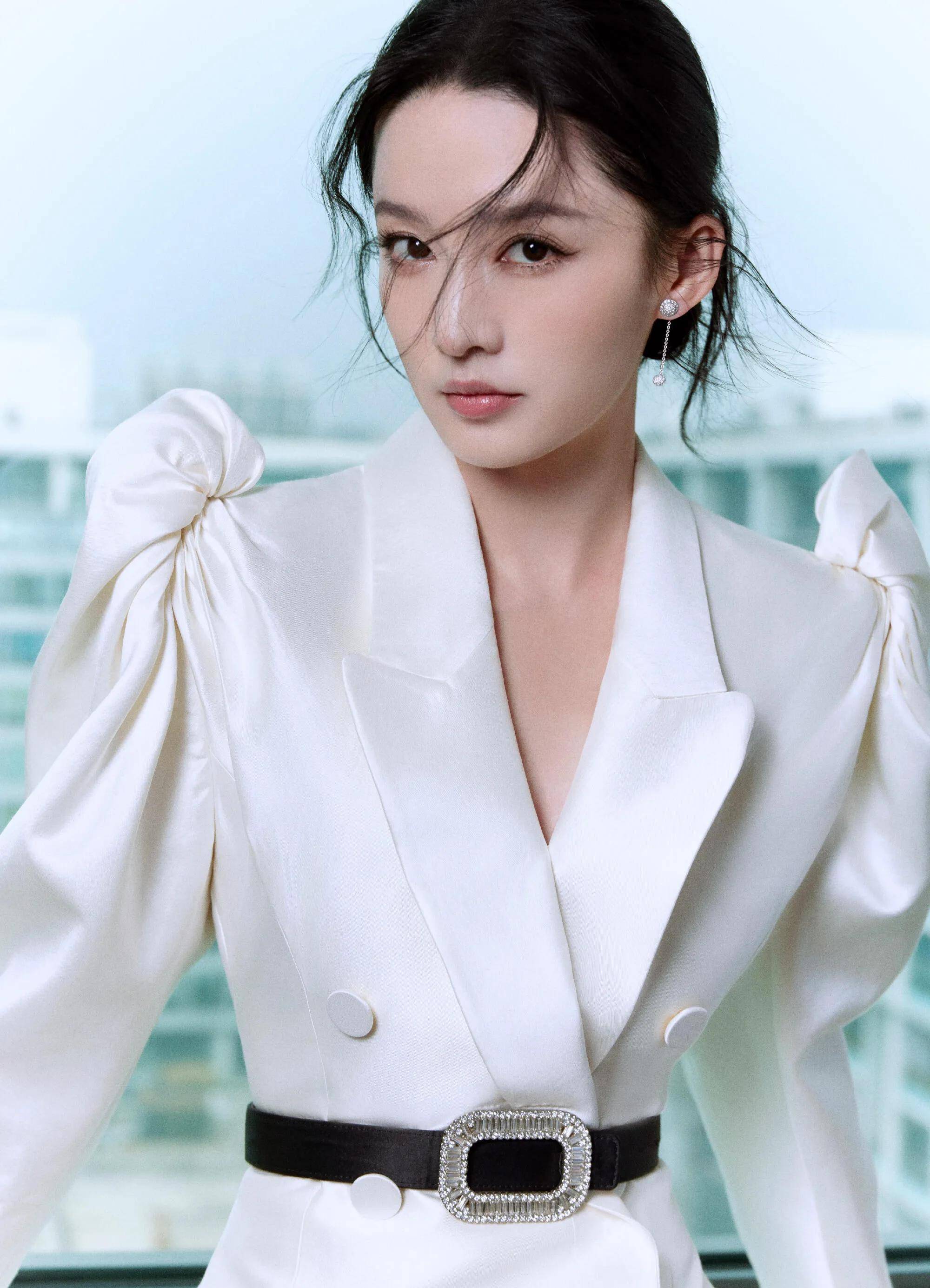 内地女明星:李沁