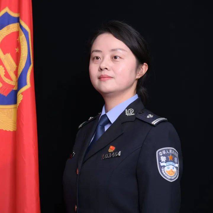 所有的人民警察致敬愿你们每一次出警来源,隆昌公安编辑,王清莲责编