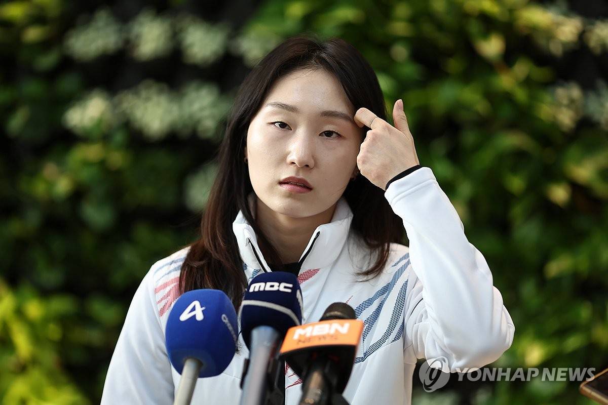 韩国短道速滑选手崔敏静：宠物相伴备战亚冬会