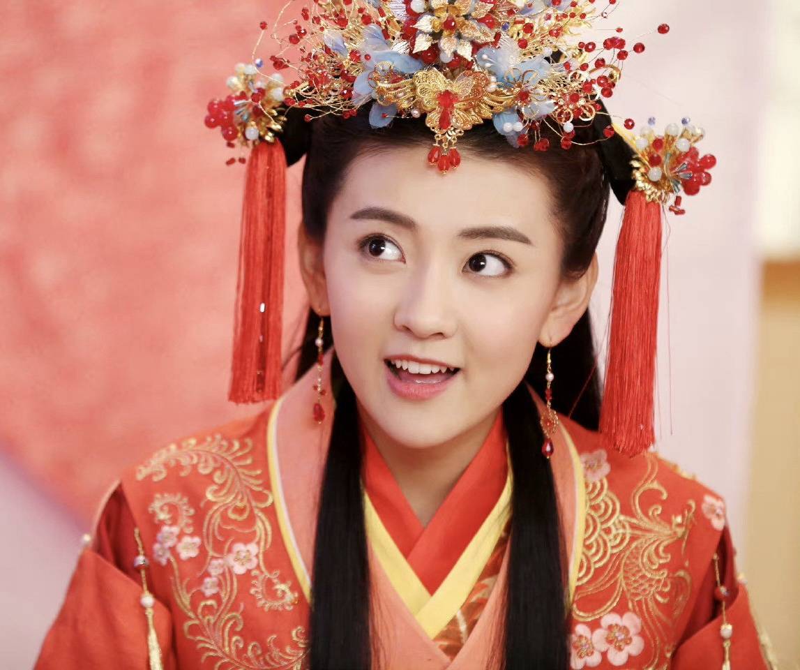 梁洁从荧幕新人到实力派演员的蜕变之路