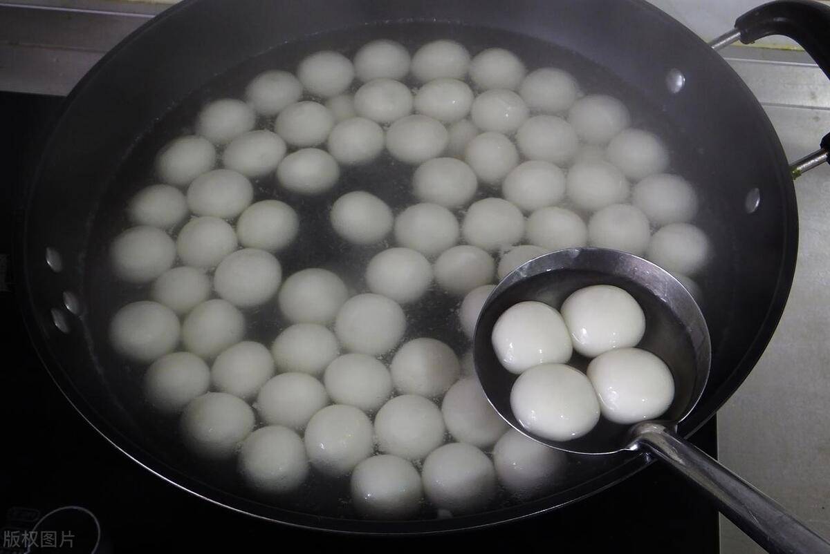 原创元宵节煮汤圆盖盖煮和不盖盖区别大难怪煮出来不一样