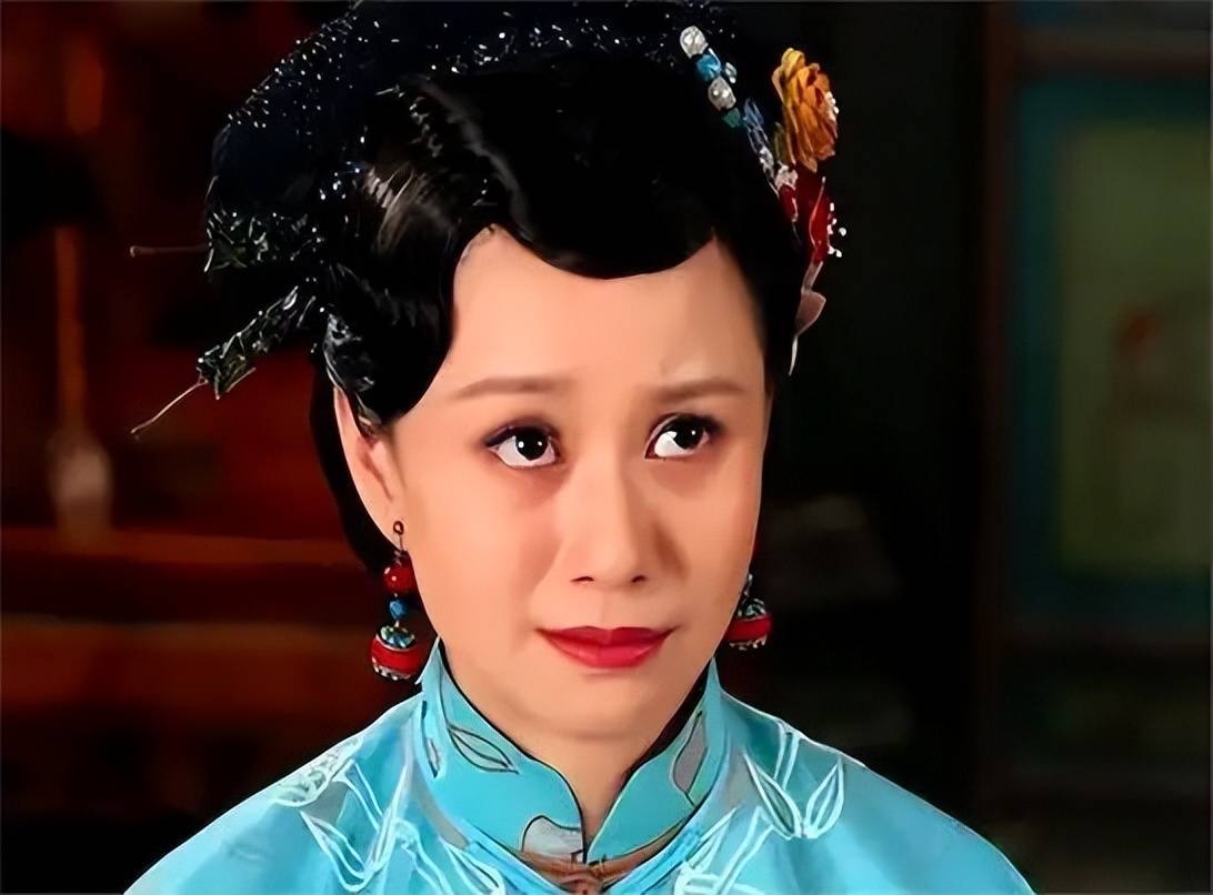 倪虹洁:因拍内衣广告被丈夫抛弃,遭父母嫌弃,今46岁还未婚
