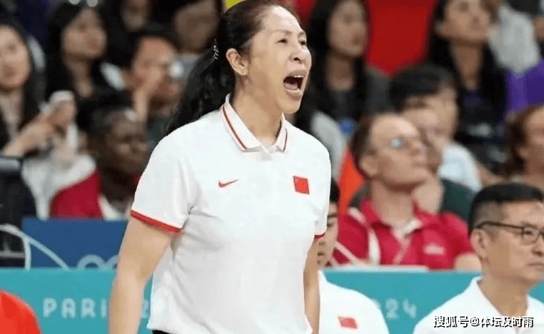 女篮换帅宫鲁鸣上任！张子宇成头号王牌，郭振明换掉姚明时代教练