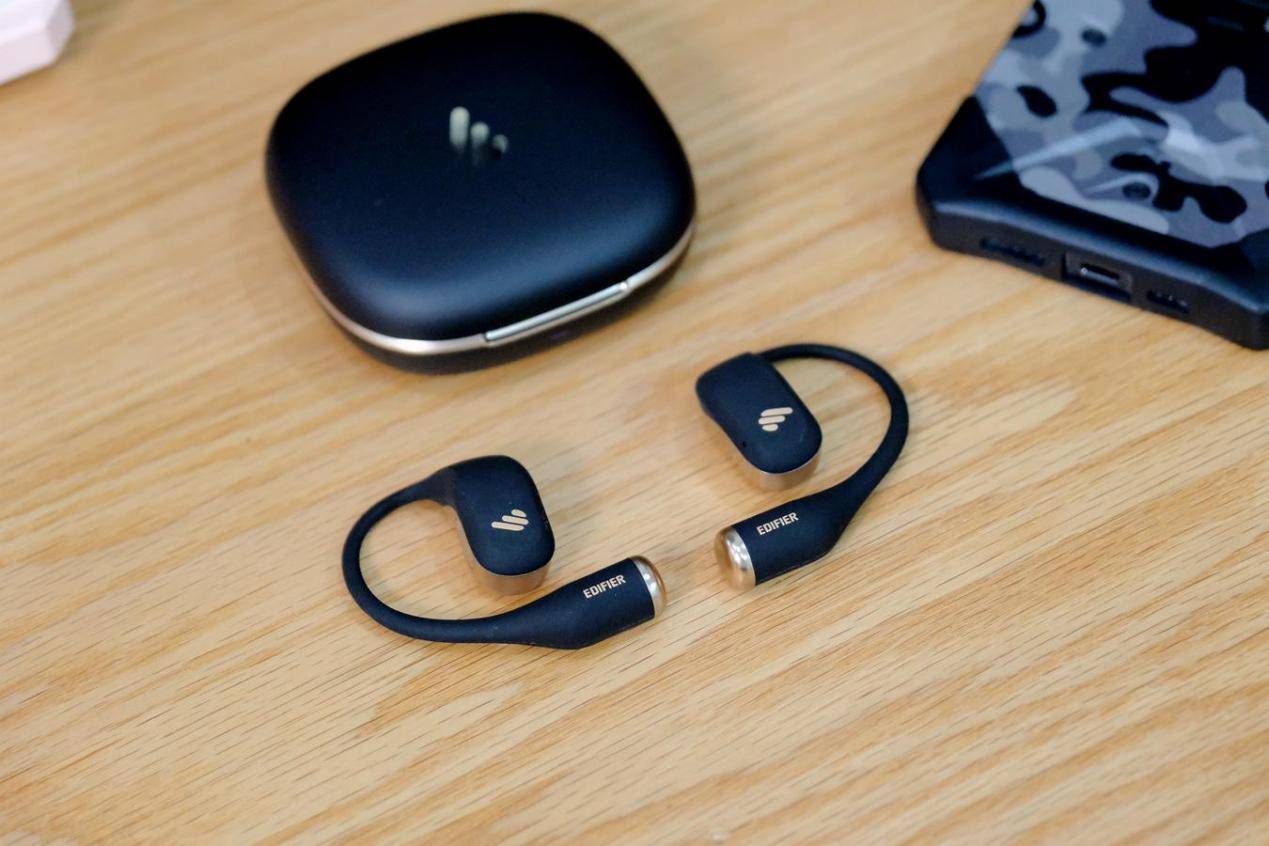 开放式耳机品牌排行榜，从开放式耳机排行榜 10 强中为大家剖析。