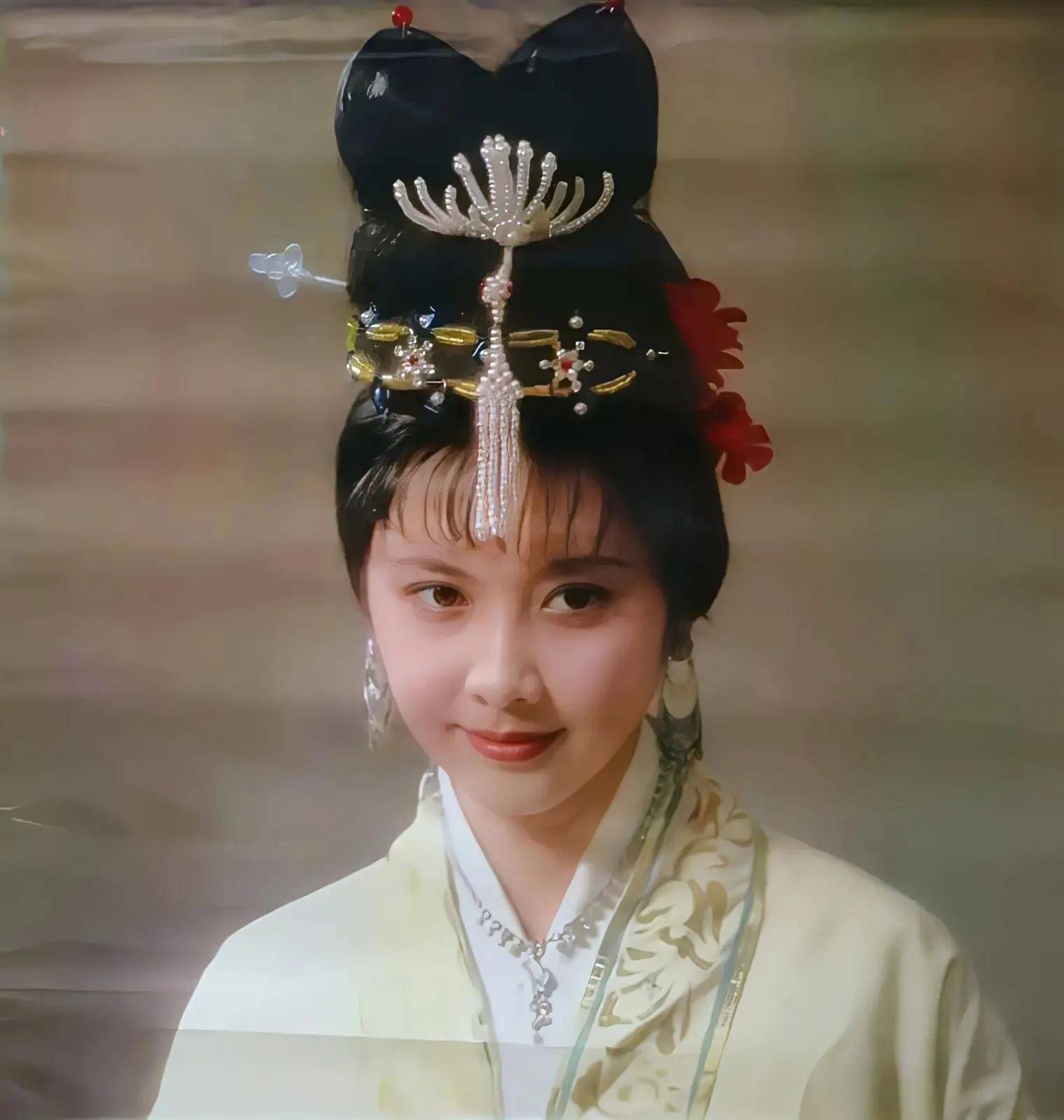 朱琳:岁月从不败美人