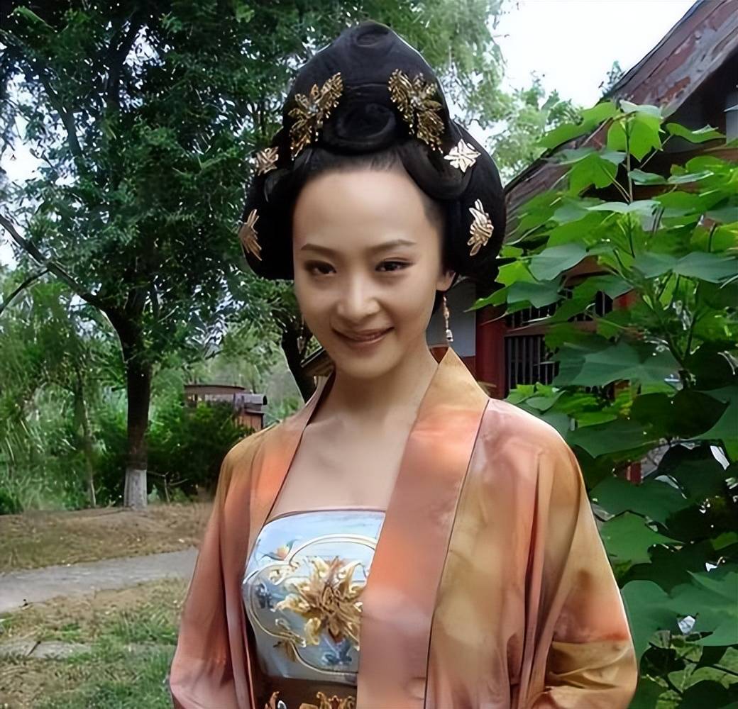 曲栅栅:嫁给落魄黄海波,任劳任怨"养夫"八年,如今苦尽甘来