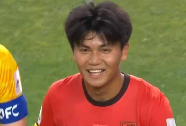 蒯纪闻：U20亚洲杯的闪耀之星，18岁蒯纪闻：U20亚洲杯上的潜力无限
