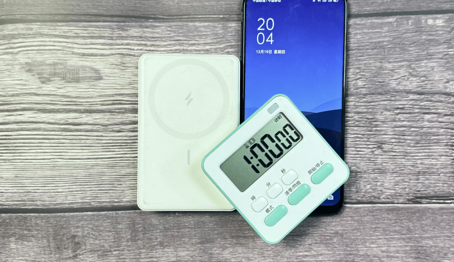 酷态科充电宝好用吗?西圣、酷态科、安克充电宝对比测评来了!