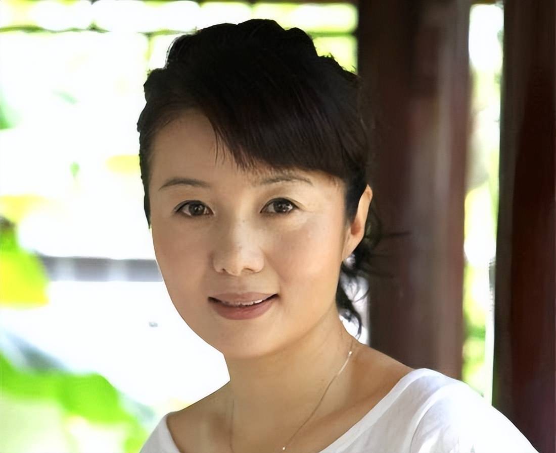 知名演员赵君这辈子最后悔的事情就是与妻子郑卫莉分开