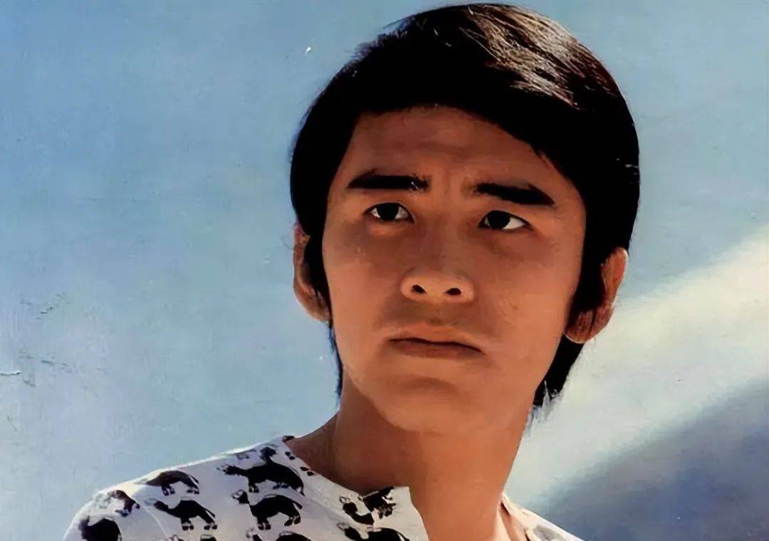 姜大卫:聂小凤爱而不得,与妻子50年恩爱如初,76岁还在拿奖