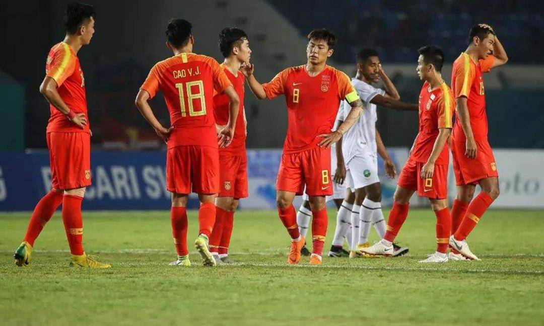 国足刚来到迪拜集训，伊万就立马官宣补招四大王牌，李源一领衔