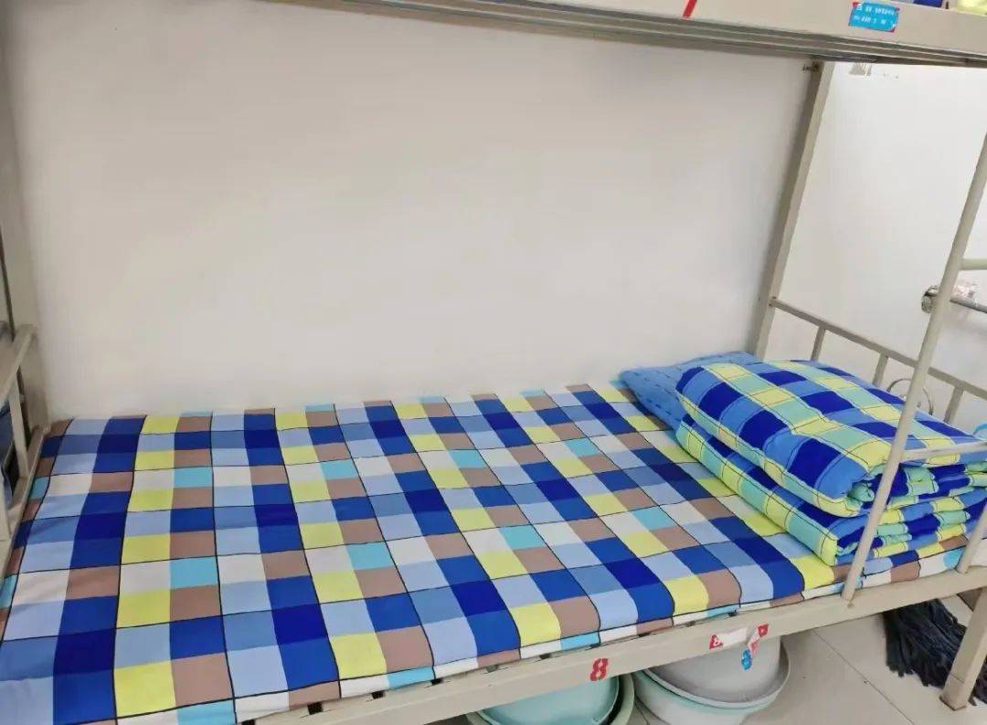 宿舍"焕新",青春"净"彩