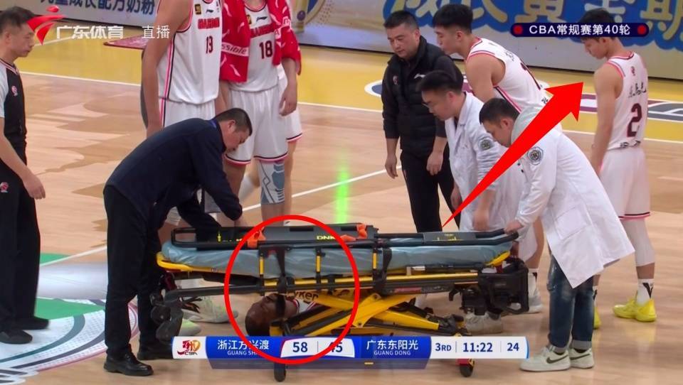 广东宏远深夜多个消息，杜锋措手不及，辽宁球迷集中嘲讽