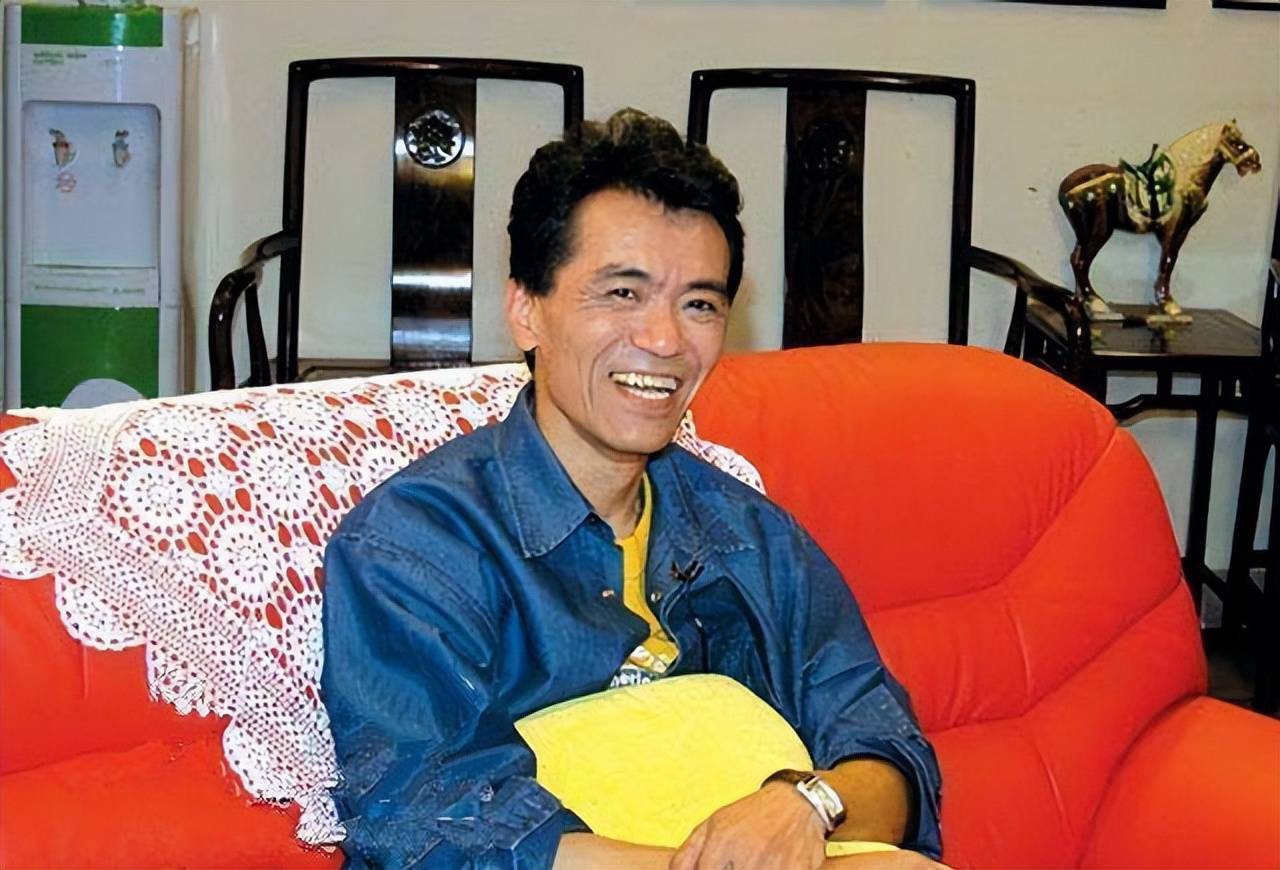 康祈宗郭昶去世17年,现女儿已出嫁,妻子潘结却立誓一生不改嫁