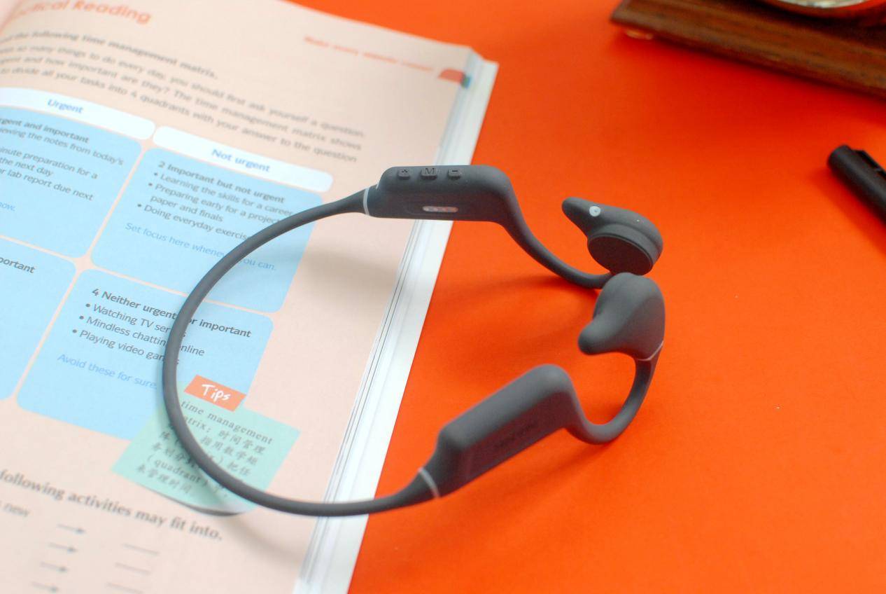 游泳耳机推荐大盘点,游泳听歌的耳机推荐哪款更好用?