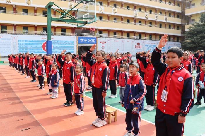 龙泉育才学校：240余名萌娃开启惊喜幼小衔接之旅，打破边界协同共育，龙泉育才幼小衔接活动助力萌娃成长