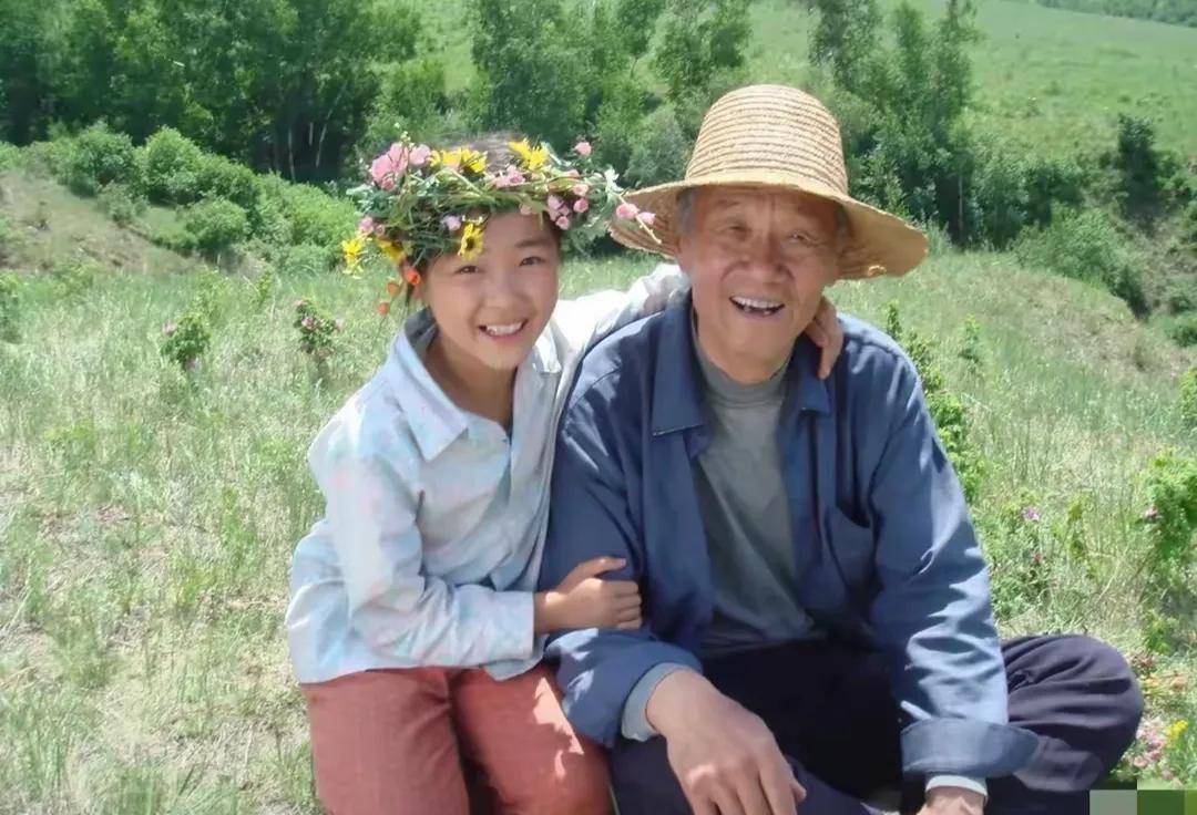 《暖春》小花扮演者齐如意订婚了,经典的回忆让依然打动人心