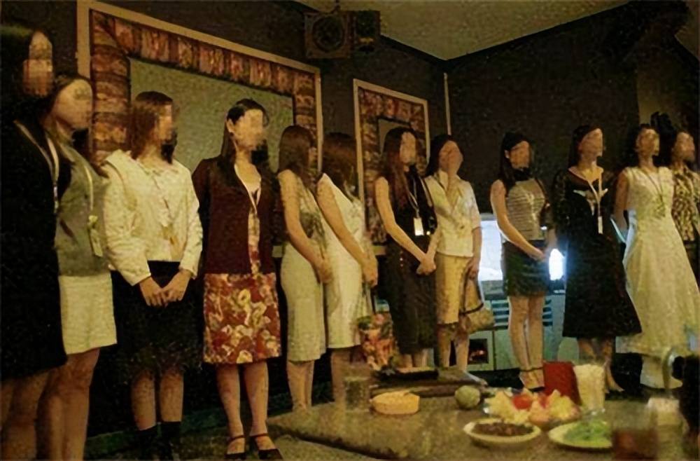 《漂白》原型杨树彬案,专挑漂亮陪酒女下手的团伙,到底有多可怕