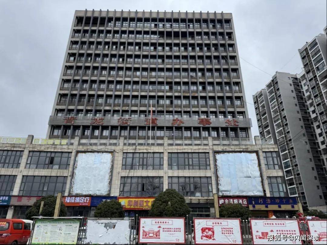 砸下10个亿元 贵州毕节这个政府工程居然啥手续也没有?(图3)