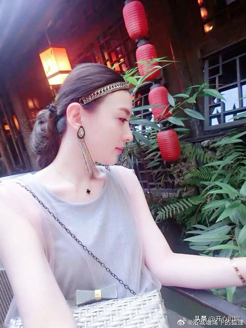 薛之谦一家三口现身,6岁儿子身高惊人,像极了超模妈妈高磊鑫!