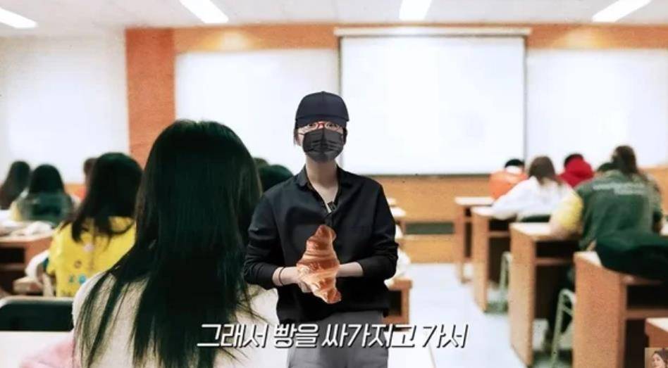 韩国知名女星时隔7年回归演艺圈,自曝怀孕时曾在马桶上吃面包 插图5 韩国知名女星时隔7年回归演艺圈,自曝怀孕时曾在马桶上吃面包 插图5