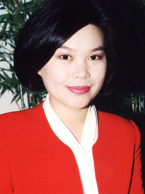 央视著名媒体人,影视评论员杨君的自传《慕然》