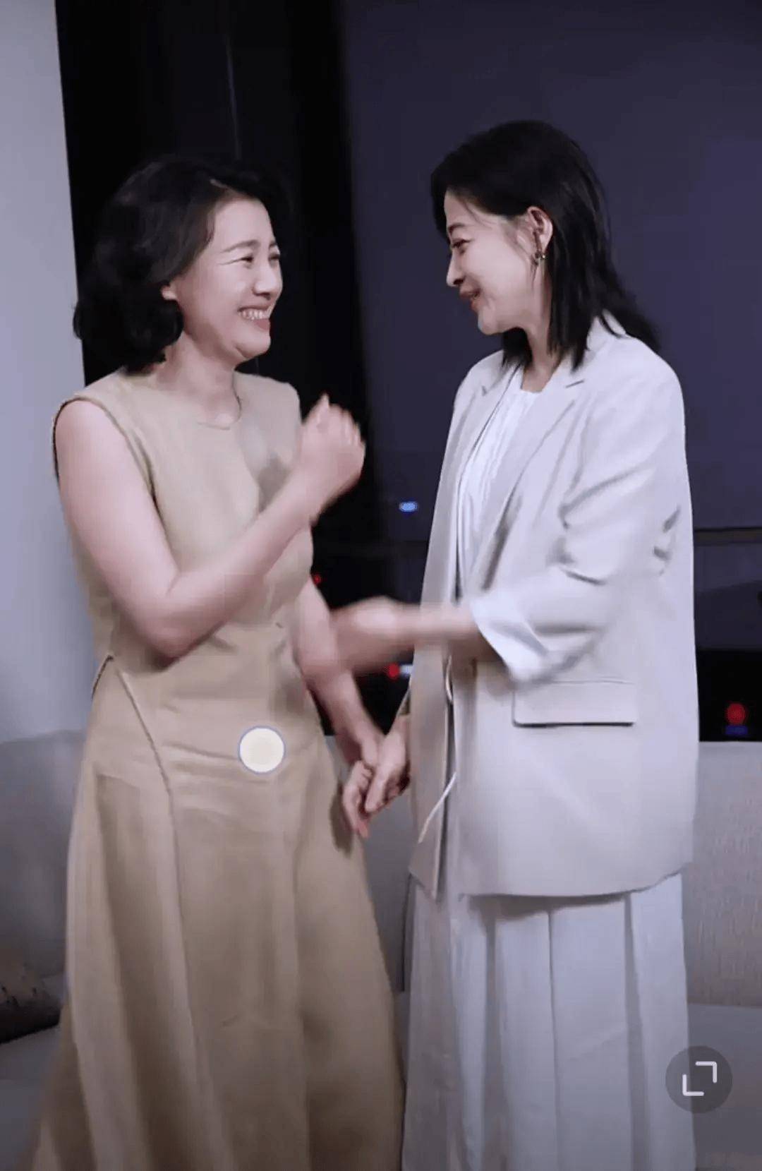 面相全变51岁刘琳与50岁梅婷对比差别尽显其中