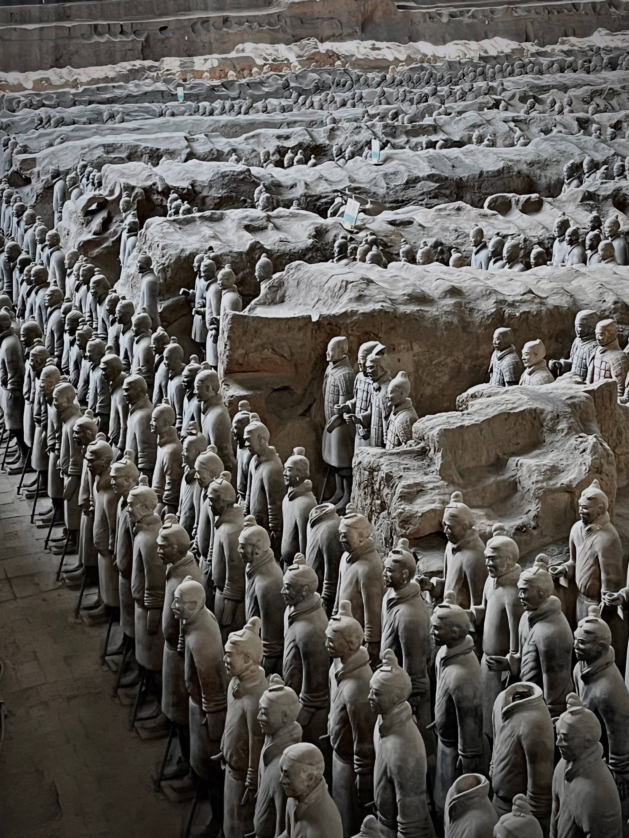 探秘西安兵马俑:穿越千年的地下军团