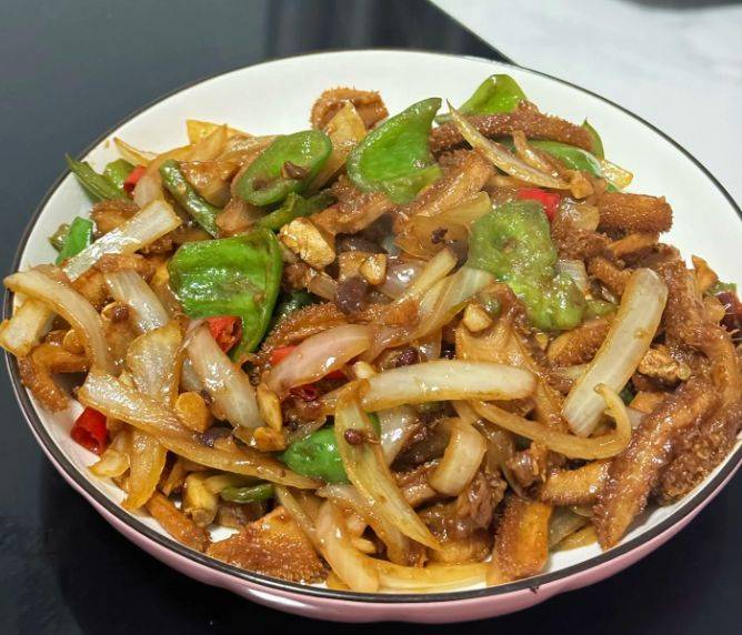 香辣脆肚怎么做好吃__辣椒炒脆肚