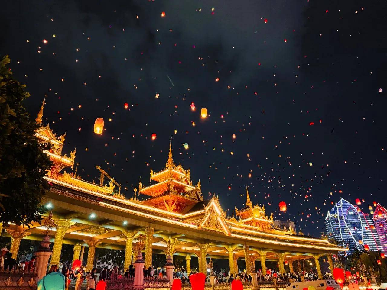 值此傣历新年到来之际,云南省西双版纳州,德宏州,临沧市耿马县等傣族