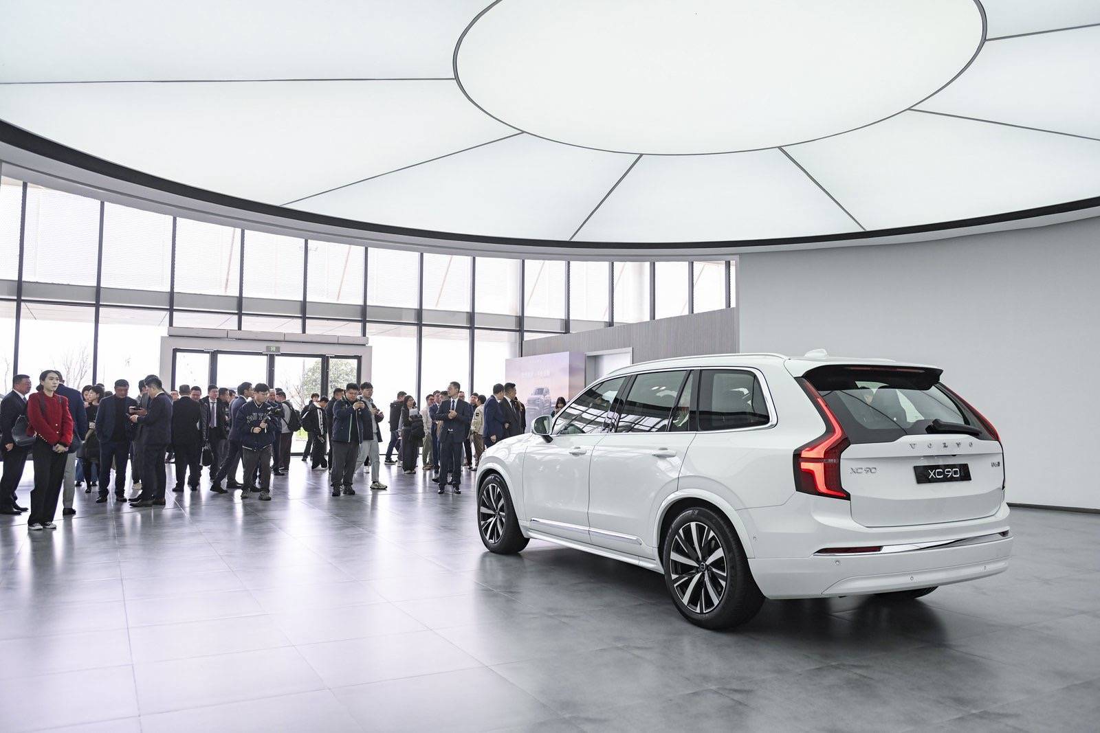 2025上海车展沃尔沃新款xc90亮相