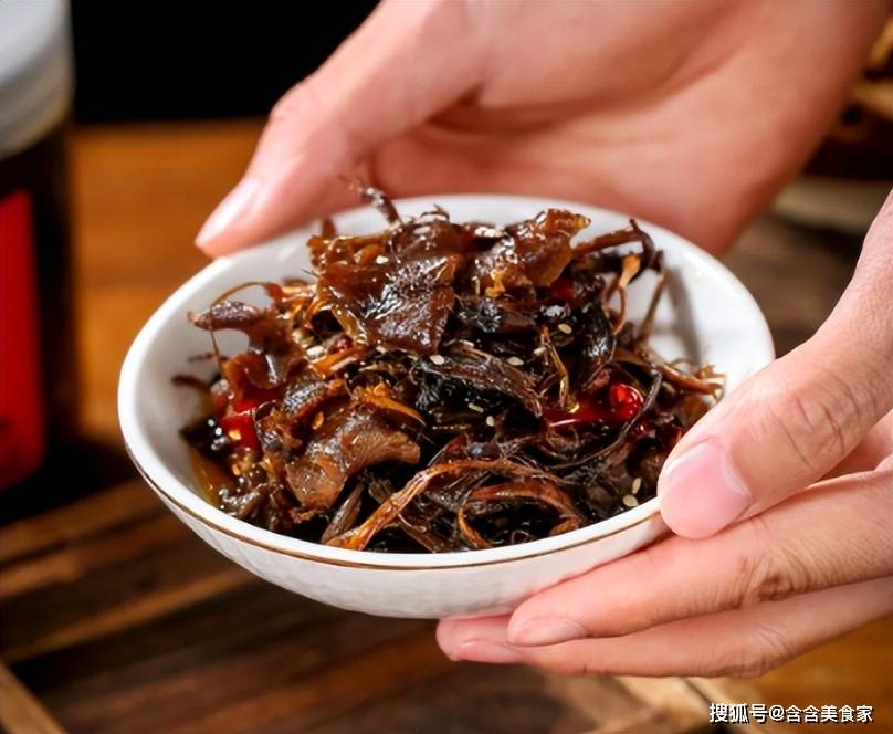 云南著名美食介绍_云南特色美食前十名_