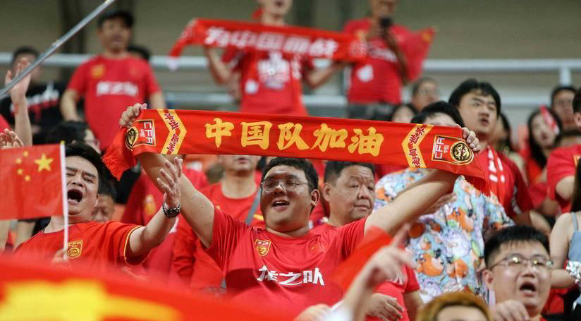 中国男足备战世界杯预选赛：集训亮点与向余望伤情解析