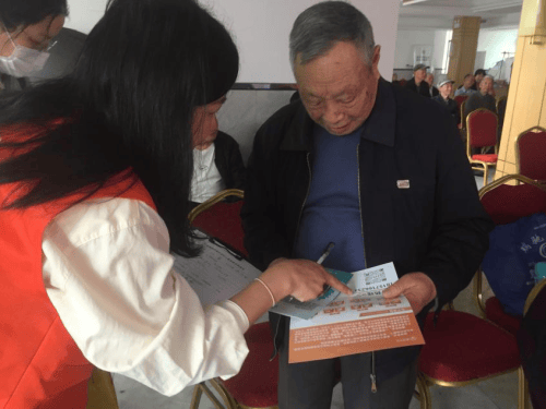 筑牢安全防线 传递暖心关怀(图1)