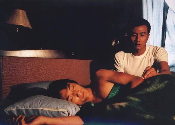 刘烨暴瘦30斤引发热议,网友们的猜测让他忍不住回应!