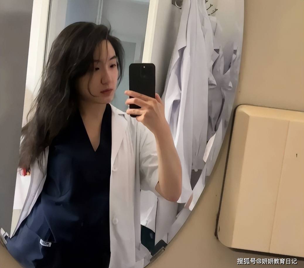 汉小姐对“ 4+4”有多容易？不要忘记在定期训练