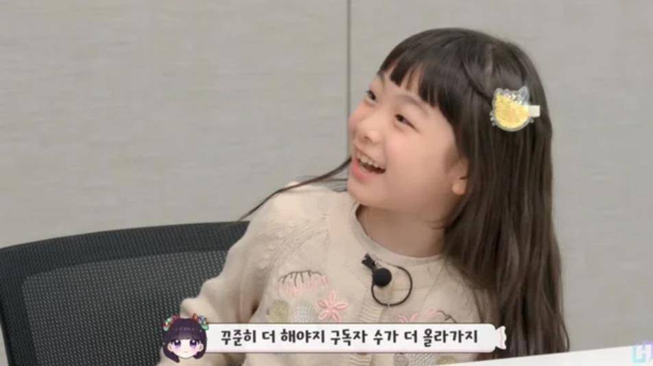 韩国知名男星带女儿签订“她人生首份经纪合约”插图3 韩国知名男星带女儿签订“她人生首份经纪合约”插图3