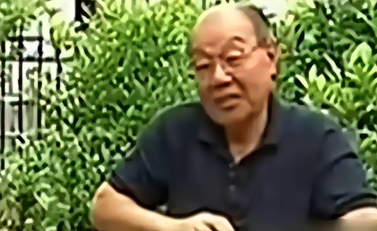 演员王孝忠:晚年被疾病困扰,三个女儿都孝顺,如今外孙成接班人