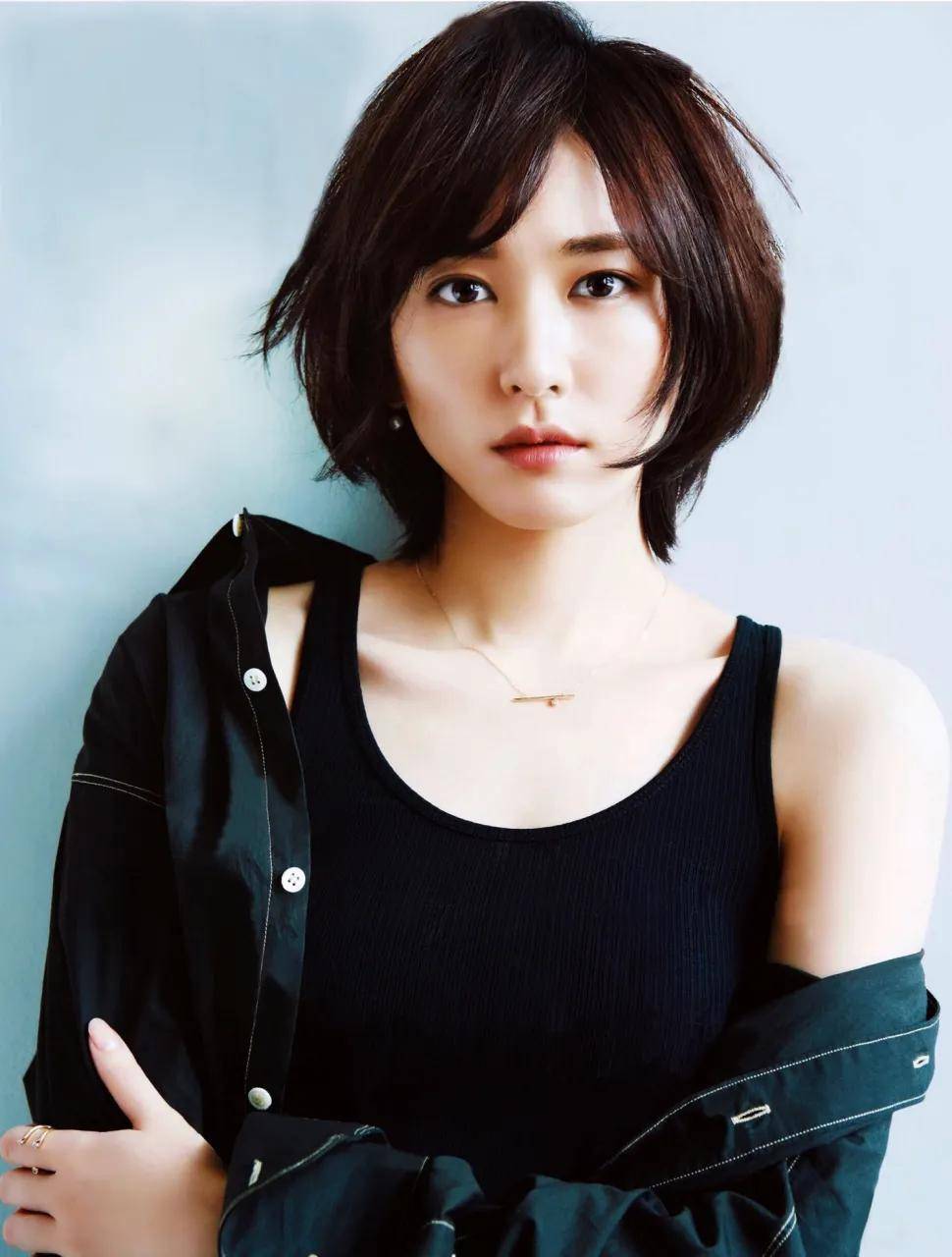 "日本国民老婆"新垣结衣靓丽美图!雪肤玉貌太性感撩人