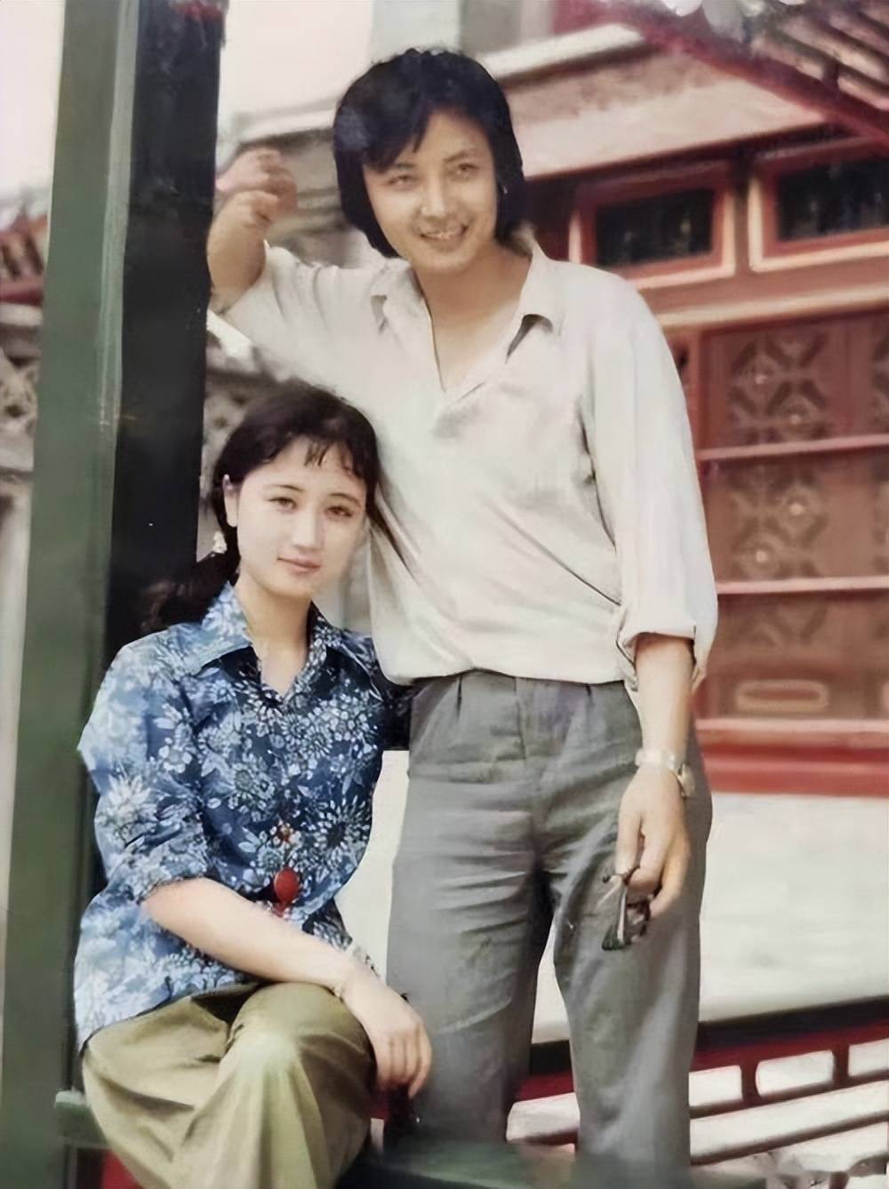 他俩因《红楼梦》结缘,结婚39年无绯闻,堪称神仙眷侣