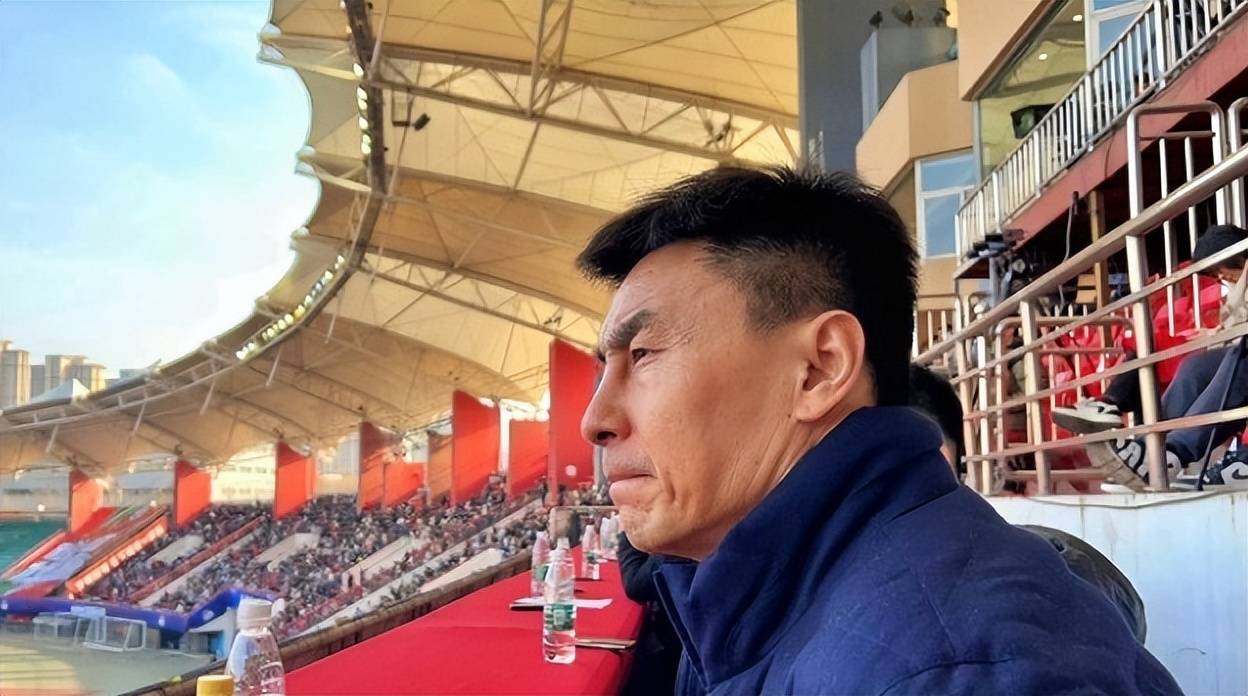 德天空：都灵&塞尔塔还未和莱比锡谈埃尔马斯&莫里巴买断交易