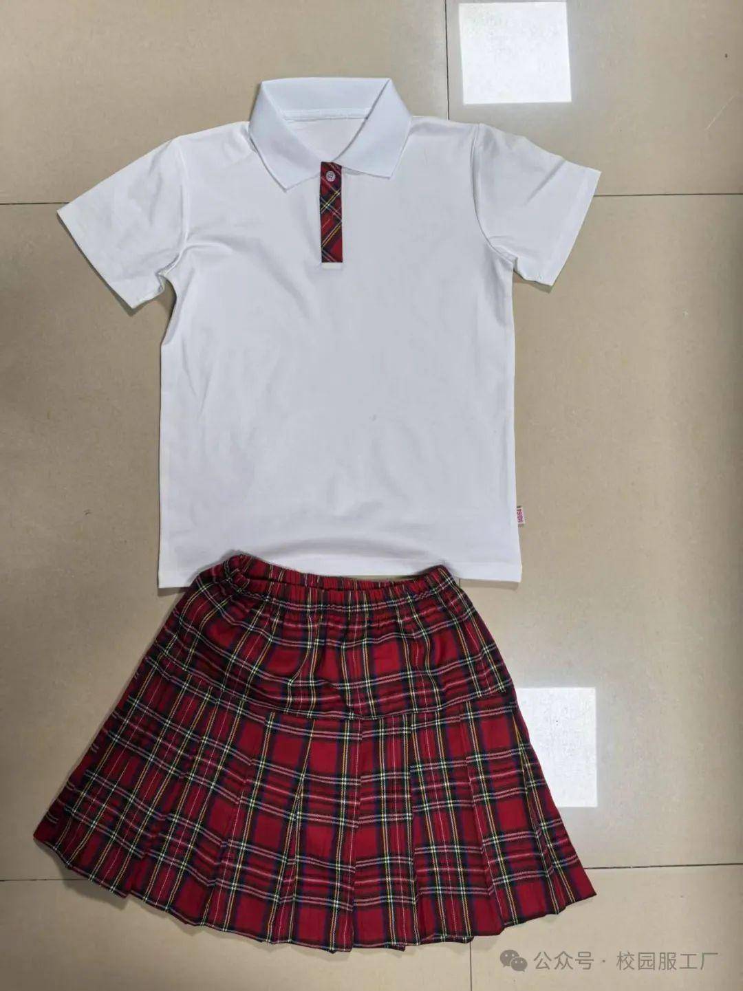 校服与校园文化：服装作为校园精神的体现
