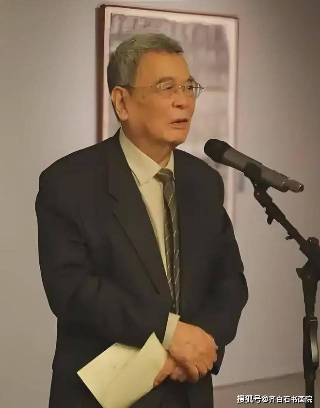 作者简介李松,1932年生.名李松涛,笔名李松