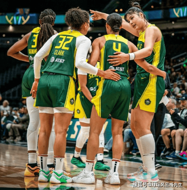 西雅图风暴击败达拉斯飞翼，WNBA赛季首胜亮点回顾